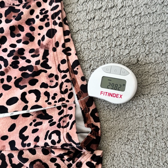 Cheetah Print Romper Playsuit with V Neck - Picture 7 of 7